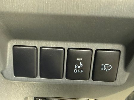 2013 Toyota Prius  €11,990 thumbnail