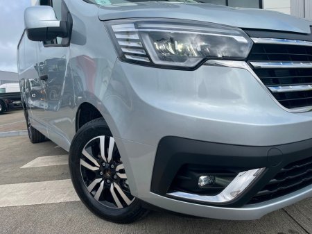 2026 Renault Trafic - thumbnail 2