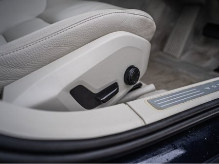 2017 Volvo S90 2017 S90 2.0d Automatic/FSH/1 Owner/1yr warranty €22,888 thumbnail