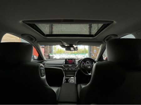 2020 BMW 5 Series - thumbnail 21