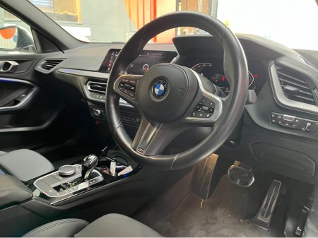 2021 BMW 2 Series - thumbnail 9