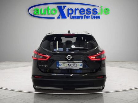 2017 Nissan Qashqai - thumbnail 11