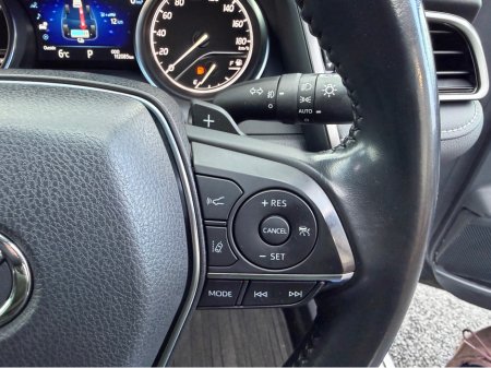 2020 Toyota Camry - thumbnail 23