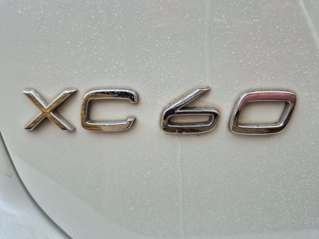 2017 Volvo XC60 - thumbnail 36