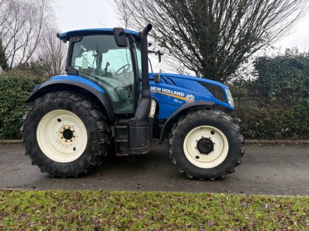 2017 New Holland T6 New Holland T6.165 €47,500 thumbnail