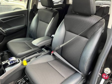 2016 Honda Fit L-PACKAGE 1.5 HYBRID // SERVICE HISTORY // CRUISE CONTROL // REVERSE CAMERA €10,950 thumbnail