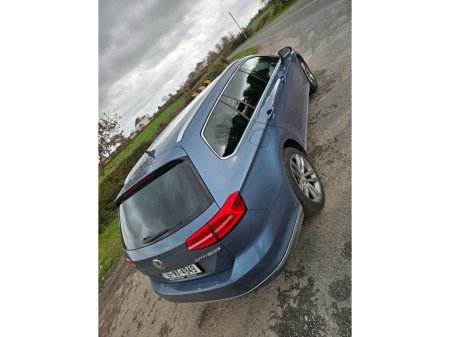 2016 Volkswagen Passat - thumbnail 5