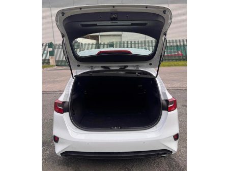 2021 Kia Ceed COMMERCIAL €11,991 thumbnail