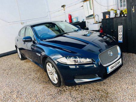 2013 Jaguar XF - thumbnail 5