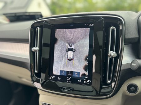 2022 Volvo XC40 - photo 11