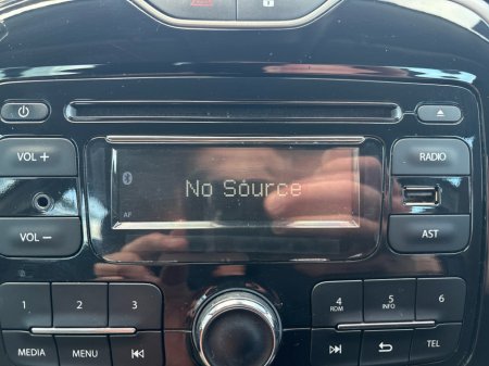 2014 Renault Captur - thumbnail 19