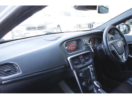 2016 Volvo V40 - thumbnail 20