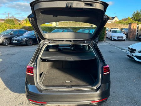 2020 Volkswagen Passat - thumbnail 14