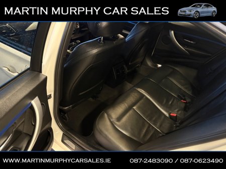 2015 BMW 3 Series - thumbnail 17