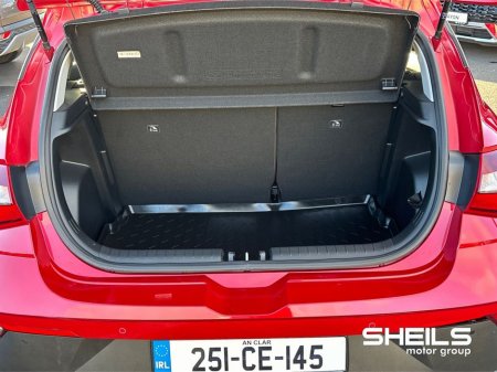 2025 Hyundai i20 i20 Deluxe Plus €24,450 thumbnail