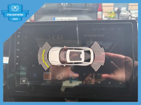 2023 Toyota Camry 2.5 6AA-AXVH70 HEV 4DR A €41,999 thumbnail