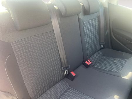 2016 Volkswagen Polo - thumbnail 13