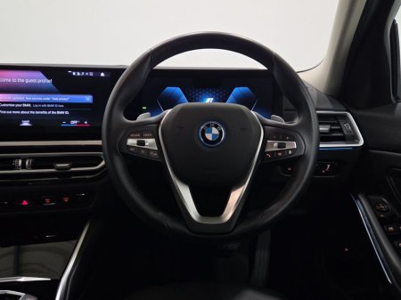 2024 BMW 3 Series - photo 5