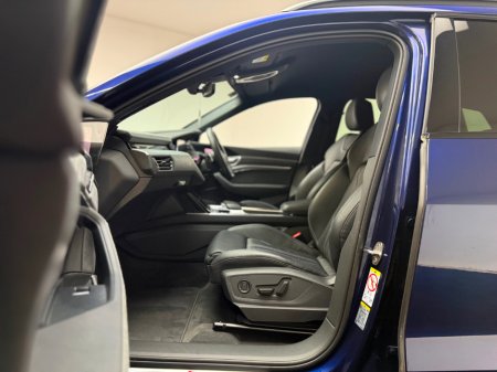 2023 Audi e-tron 50 BLACK EDITION QUATTRO €39,990 thumbnail