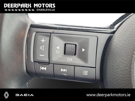 2024 Nissan Qashqai 1.3 PET MILD HYBRID SV €30,950 thumbnail