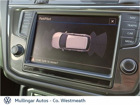 2017 Volkswagen Tiguan - thumbnail 16