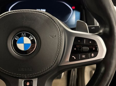 2019 BMW 8 Series - thumbnail 18