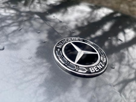 2019 Mercedes-Benz C Class - thumbnail 19