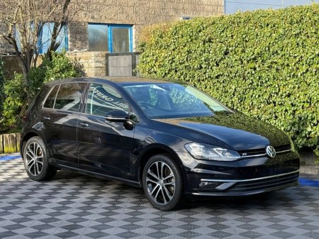 2020 Volkswagen Golf 2.0 TDI * HIGH SPEC * // DIGITAL CLUSTER // APPLE CARPLAY/ANDROID AUTO // DIAMOND CUT ALLOYS €21,900 thumbnail