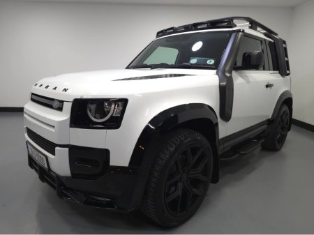2021 Land Rover Defender HARD TOP SE D MHEV A €54,950