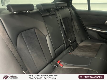 2023 BMW 3 Series - thumbnail 19