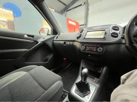 2014 Volkswagen Tiguan - thumbnail 14