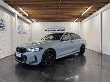 2022 BMW 3 Series - thumbnail 1