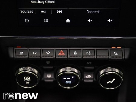 2023 Renault Arkana RS Line TCe 140 Auto €27,990 thumbnail