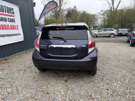 2015 Toyota Aqua - thumbnail 5