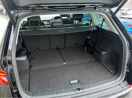2020 Skoda Kodiaq 7 SEATER 4x4 STYLE AUTOMATIC 2.0 DIESEL //MASSIVE SPEC//CANTON SOUND SYSTEM//PANORAMIC GLASS ROOF//FULL LEATHER HEATED FRONT AND REAR SEATS// €36,950 thumbnail