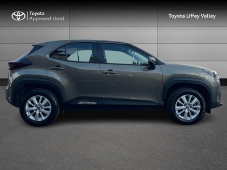 2024 Toyota Yaris Cross LUNA 4DR AUTO €28,950 thumbnail