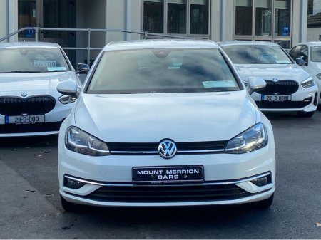 2019 Volkswagen Golf - view 4