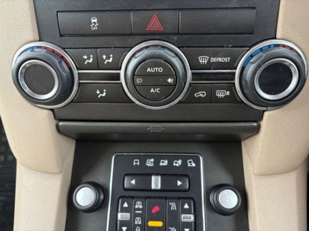 2012 Land Rover Discovery - thumbnail 28