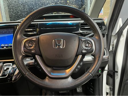 2019 Honda Stepwagon €26950 2019 HONDA STEPWAGON SPADA G HYBRID SENSING 7 SEATS 2.0 AUTOMATIC / CRUISE CONTROL / REVERSE CAMERA / ELECTRIC DOORS €26,950 thumbnail