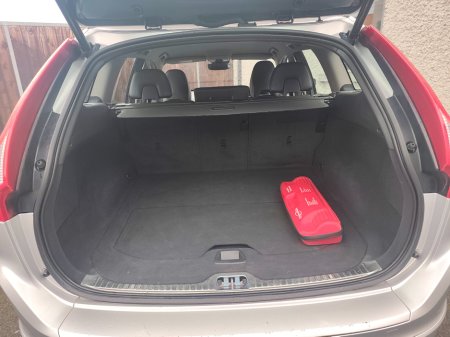 2016 Volvo XC60 D4 (190hp) FWD SE Geartronic €11,999 thumbnail