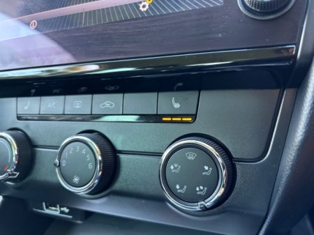 2019 Skoda Octavia - thumbnail 14