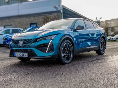 2024 Peugeot 408 2024 Peugeot 408 Gt Low Mileage HYBRID 180bhp PHEV GT €34,950 thumbnail