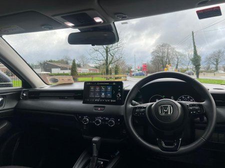 2025 Honda HR-V HR-V 1.5i-MMD e:HEV Elegance €39,950 thumbnail