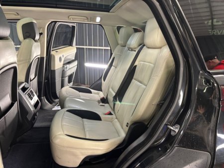 2020 Land Rover Range Rover Sport 2.0 PHEV HSE €41,950 thumbnail