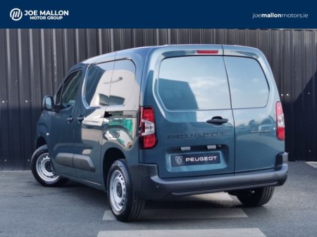 2025 Peugeot Partner Pro Plus. 100BHP. *PRE-REG* PRICE EX VAT €22,500