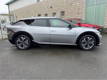 2023 Kia EV6 EARTH €34,495 thumbnail