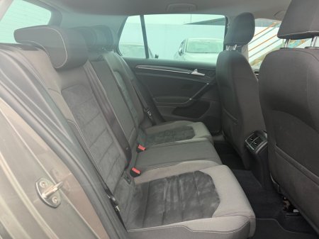 2016 Volkswagen Golf - thumbnail 17