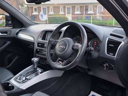 2015 Audi Q5 2.0TDI 150HP Ultra S Line €19,995 thumbnail