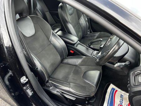 2017 Volvo V40 - thumbnail 11