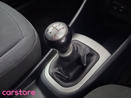 2017 Kia Rio - thumbnail 18